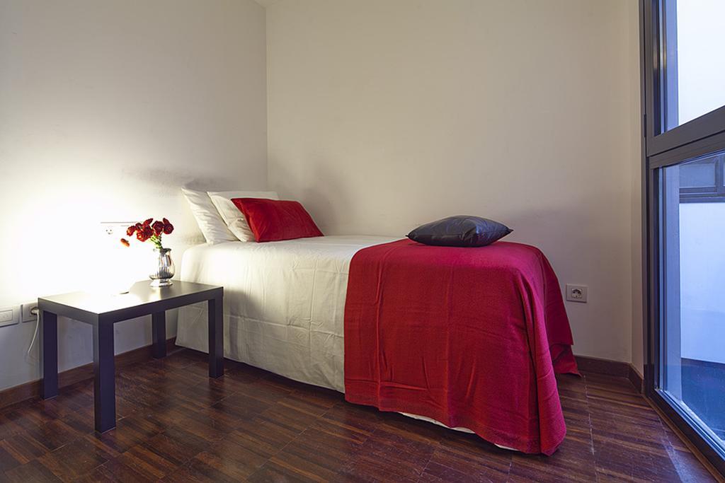 Apartment Barcelona Rentals - Sarria Apartments Near Center Buitenkant foto