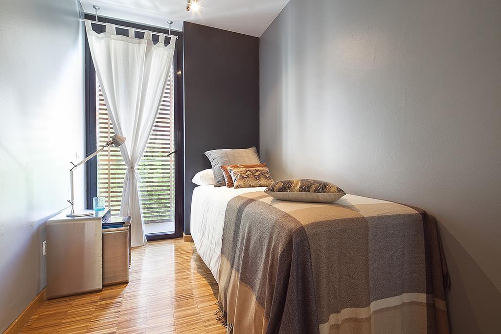 Apartment Barcelona Rentals - Sarria Apartments Near Center Buitenkant foto
