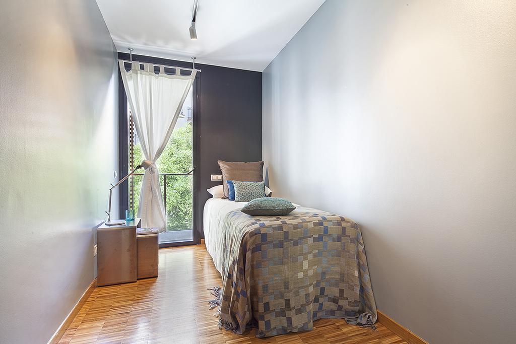Apartment Barcelona Rentals - Sarria Apartments Near Center Buitenkant foto