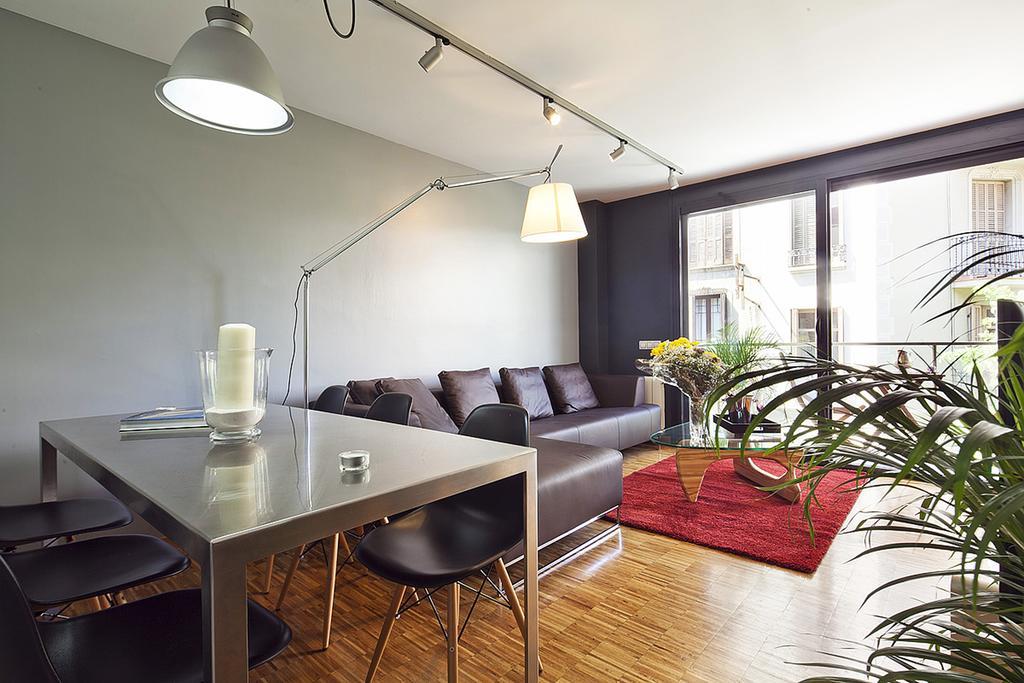 Apartment Barcelona Rentals - Sarria Apartments Near Center Buitenkant foto